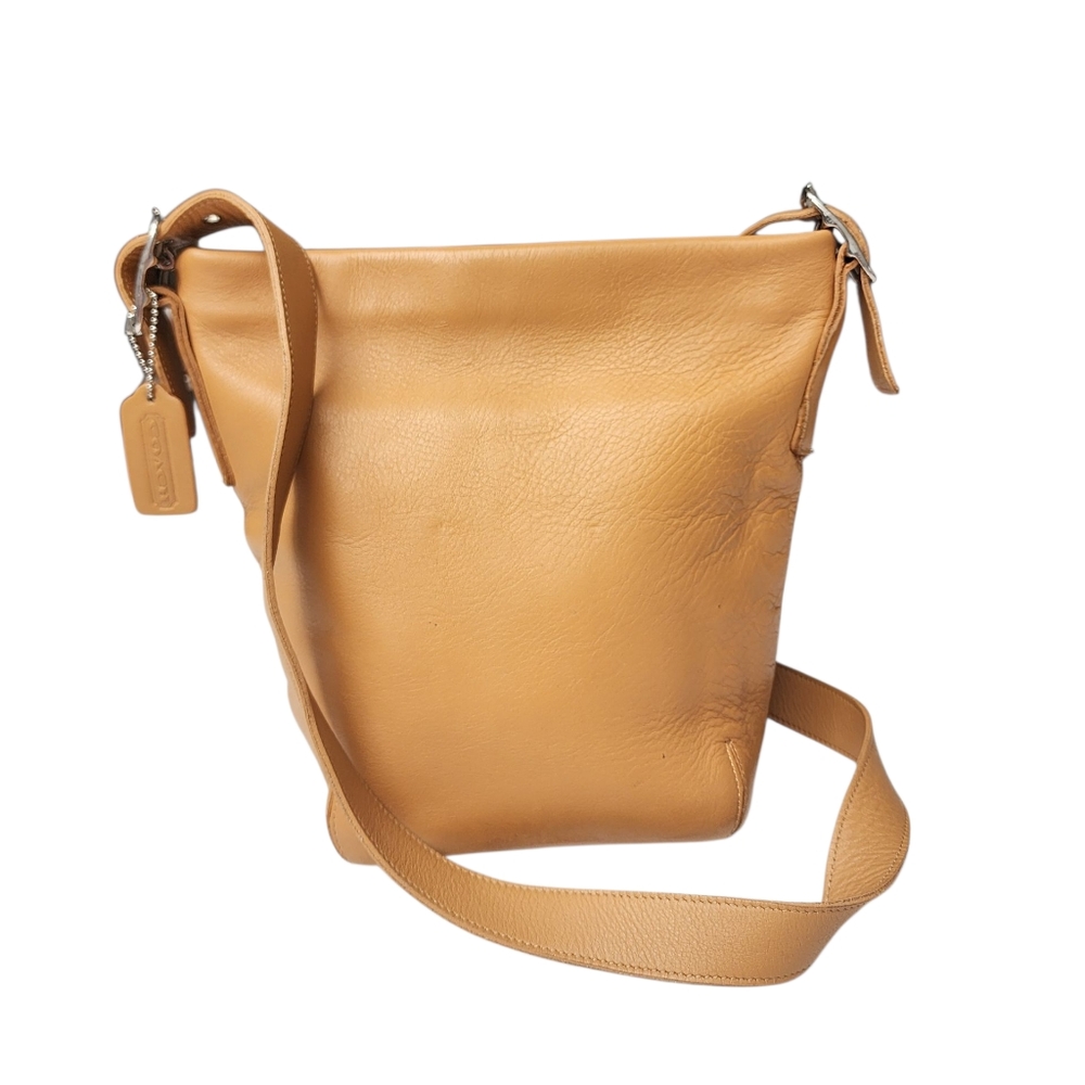 COACH Vintage Soho Legacy Gloved Leather Duffle Bucket Bag in Tan BO-9186 EUC